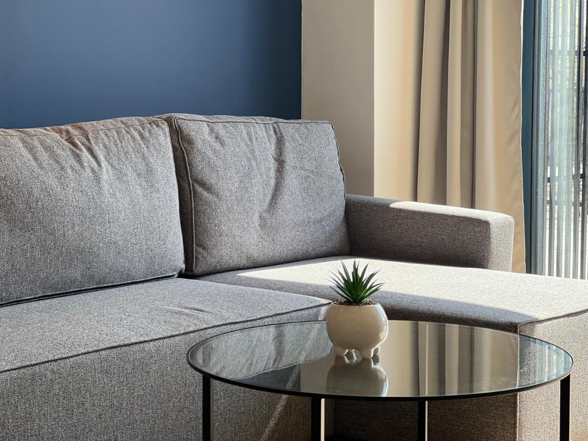 Party Avangarde Apartments City Center Leba Ngoại thất bức ảnh