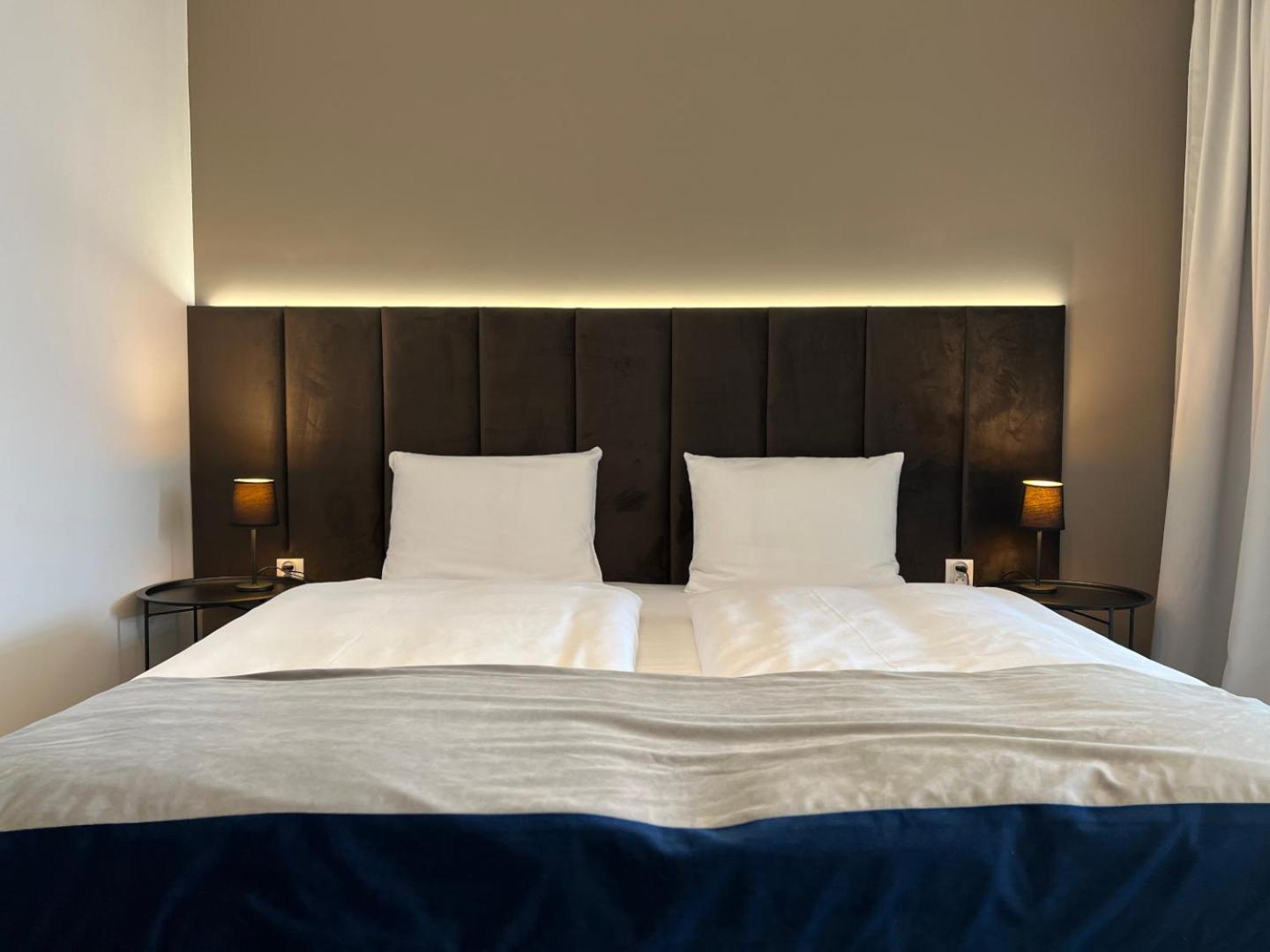 Party Avangarde Apartments City Center Leba Ngoại thất bức ảnh